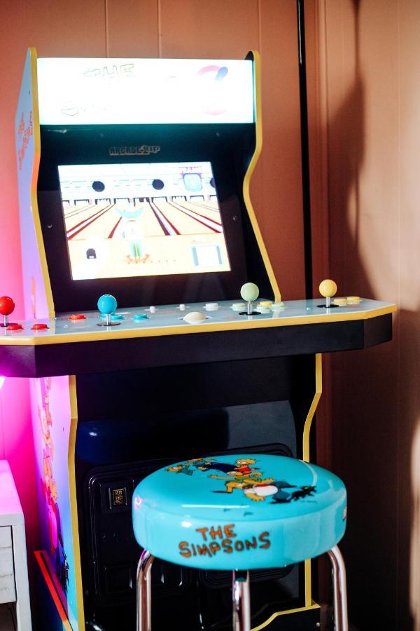 Giggling Creek Cottage - Bedjet! King Sized! Gazebo, 45 Acres, Arcades, Nintendo, More Henry Dış mekan fotoğraf